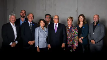 De gauche à droite : Simone Perillo, Quentin Simonet, George Dimaras, Eleonora Ottaviani, Soenke Lauterbach, Theo Ploegmakers, Elisabeth Max-Theurer, Nayla Stössel, Alan Andabaka.