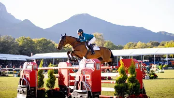 Lillie Keenan et Queensland E ont pris du plaisir sur la grande piste en herbe de La Silla.