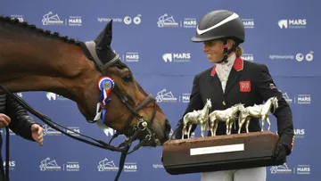 La Britannique Rosalind Canter et son fantastique Lordships Graffalo ont été sacrés vainqueurs de l’édition 2023 du CCI 5*-L de Badminton.