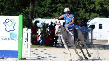 Mélody Théolissat n’a pas caché sa joie à l’arrivée de la CEI 3* de 160km avec Yalla de Jalima.