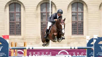 Le jeune quinquagénaire peut notamment compter sur le Selle Français Éclat du Cerisier pour épauler Major Tom dans les épreuves intermédiaires.