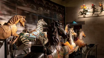 Une deuxième phase de travaux du projet de réaménagement débutera en janvier 2024 pour développer les thèmes des courses, du cheval militaire et du polo.