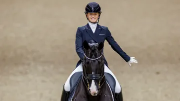 Charlotte Fry et Everdale ont été les meilleurs dans le Grand Prix du CDI-W de Malines aujourd'hui
