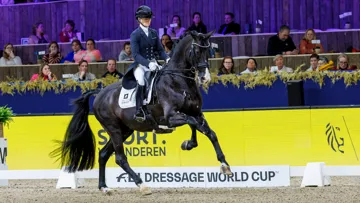 Charlotte Fry s'est imposée dans le Grand Prix Libre du CDI-W de Malines ce vendredi avec Everdale
