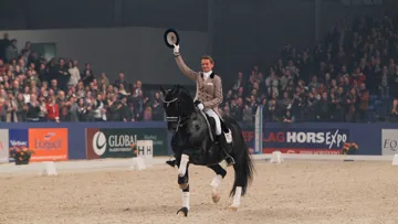 Reconnaissable entre mille, Totilas a marqué le monde du dressage, tant dans le sport qu’à l’élevage.