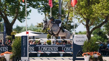 Sergio Álvarez Moya et Puma HS lors de leur victoire du Grand Prix Sotheby’s International Realty de la région Normandie cet après-midi au Pôle international du cheval Longines de Deauville