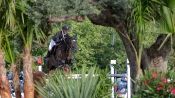 Baptiste Eichner & Black’n Roll lors du CSI 3* de Saint-Tropez au haras de Gassin.