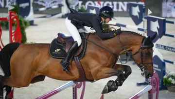 Nina Mallevaey et Dynastie de Beaufour lors du Grand Prix du CSI 5* de Monte-Carlo.