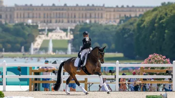 Jessica von Bredow-Werndl et Dalera BB ont ajouté un quatrième sacre olympique à leur palmarès à Paris ce dimanche 4 août