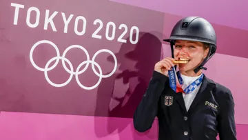 Championne individuelle de concours complet à Tokyo, Julia Krajewski s’était imposée au classement général du circuit des moins de vingt-cinq ans.