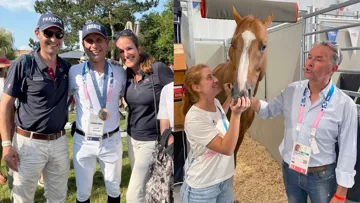 De gauche à droite, Sylvain Pitois, Julien Épaillard et Perrine Cateline, puis Margaux Guilluy, groom des chevaux de Simon Delestre, I Amelusina R 51 et Philippe Berthol.