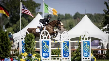 Tiffany Foster et Electrique se sont offert leur deuxième victoire en 5* cette année, à Ottawa.