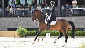 Larissa Pauluis a mené Flambeau à la victoire dans la Libre à Crozet