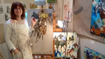 Entre transparence et vivacité des couleurs, Anne Clabaux a trouvé sa signature.