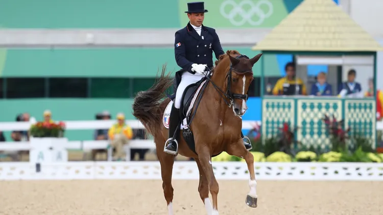 Ayant eu la chance d’assister aux épreuves de dressage des Jeux olympiques de Paris, Pierre Volla a ainsi repensé à sa propre expérience olympique, vécue en 2016, à Rio de Janeiro, avec la superbe Badinda Altena.