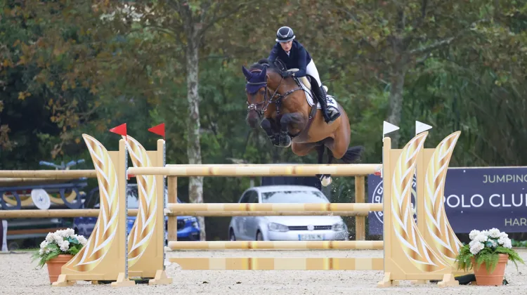 Ici à Gassin, Petronella Andersson et Olympke van't Merelsnest ont signé leur deuxième victoire en CSI 5*, à Göteborg, en Suède, ce soir.