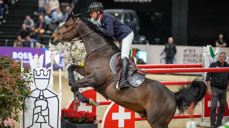 Julien Épaillard est en tête de la finale de la Coupe du monde Longines de Bâle