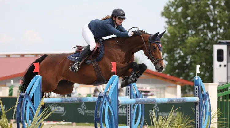 Lalie Saclier a mené J’Adore à la victoire, ce jeudi à Chaintré