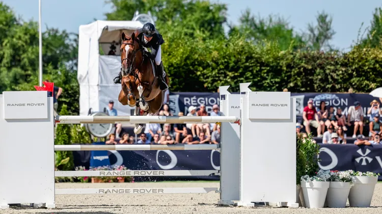 Easy Up de Grandry et Julien Épaillard ont signé le plus rapide des six doubles sans-faute dans le prix Range Rover.