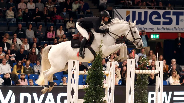 Bas Moerings et Kivinia ont été les meilleurs, ce samedi soir à Stuttgart