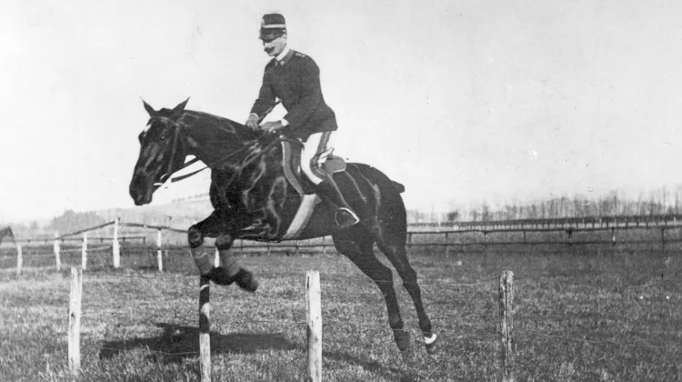 Le capitaine Federico Caprilli a révolutionné l’approche du saut d’obstacles