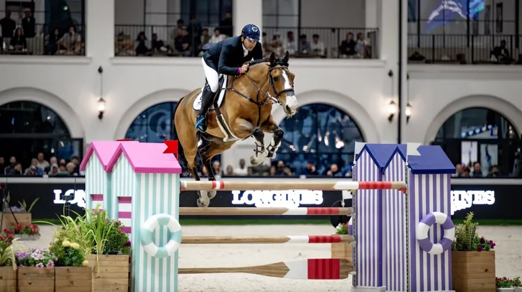 En 2025, Guido Grimaldi a remporté la manche de la Coupe du monde tenue dans le cadre du CSI 4*-W d’Abou Dabi