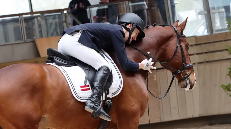 Le Letton Rihards Snikus et King of the Dance.