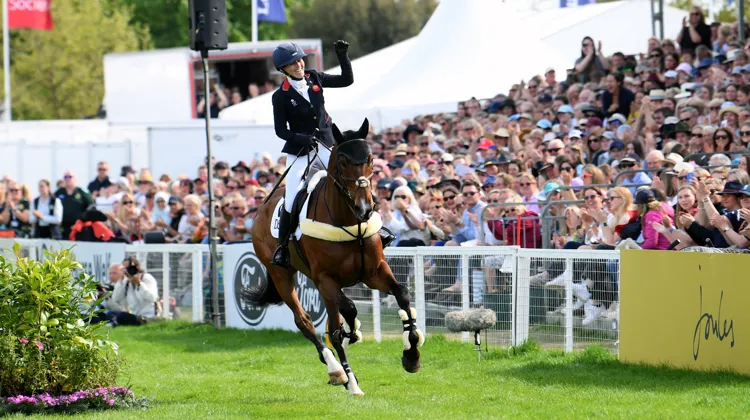 Laura Collett et London 52 