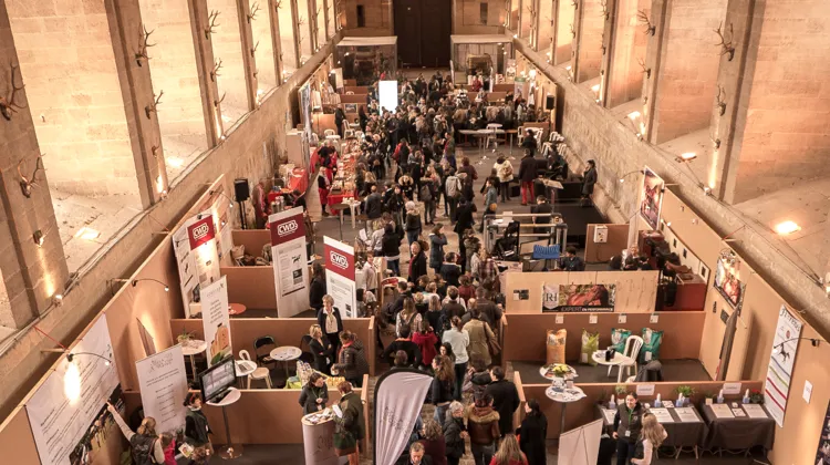 Salon des exposants aux ÉquiÉtudes 