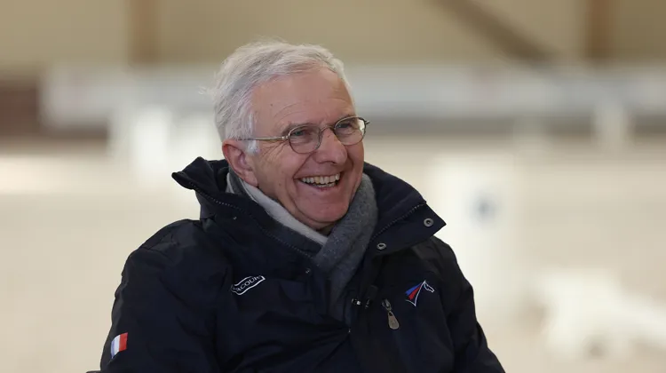 Entraineur de dressage allemand mondialement reconnu, Christophe Hess a prodigué des conseils à la quinzaine de cavaliers français de concours complet présents lors du stage fédéral