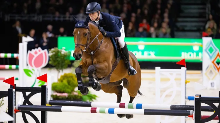 Max Kühner et Up Too Jacco Blue ont remporté leur première victoire internationale en indoor, hier à Bois-le-Duc.