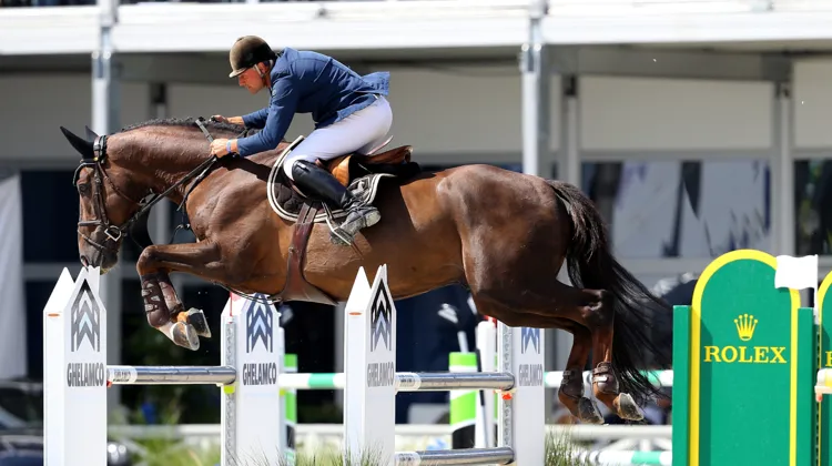 Quartz Rouge sous la selle de Jérôme Hurel au Grand Prix Rolex en 2016