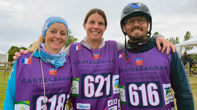 De gauche à droite : Virginie Atger, deuxième, Mélody Théolissat, lauréate de l’épreuve, et Nicolas Ballarin, troisième.
