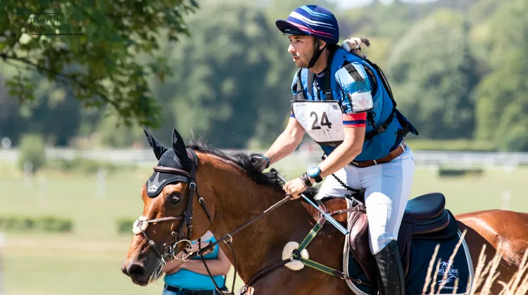 Sébastien Cavaillon monte ici Elipso de la Vigne à Vittel en juin