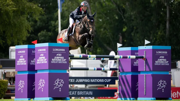 Marc Dilasser et Arioto du Gèvres en 2022 à Hickstead.