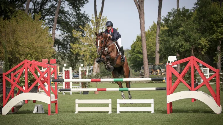 Après avoir découvert l’équipe de France avec As Boy de Kappa, Charlotte Bordas a poursuivi son ascension avec Firewall des Aucels, ici en photo.