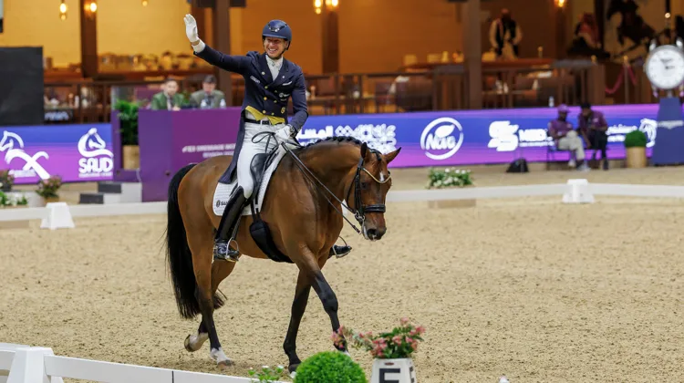 Ici à la fin de leur Grand Prix, mercredi, Patrik Kittel et Touchdown ont remporté la finale de la Coupe du monde ce vendredi