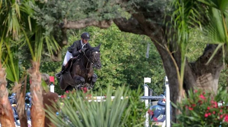 Baptiste Eichner & Black’n Roll lors du CSI 3* de Saint-Tropez au haras de Gassin.