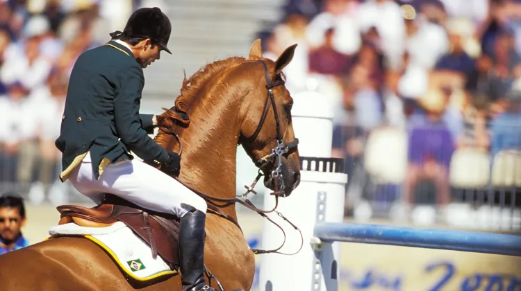 Rodrigo Pessoa, tout juste éliminé des Jeux olympiques de Sydney, en 2000, avec Baloubet du Rouet.