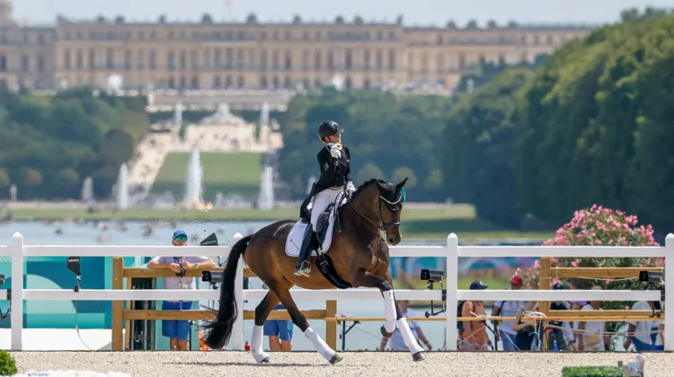 Jessica von Bredow-Werndl et Dalera BB ont ajouté un quatrième sacre olympique à leur palmarès à Paris ce dimanche 4 août