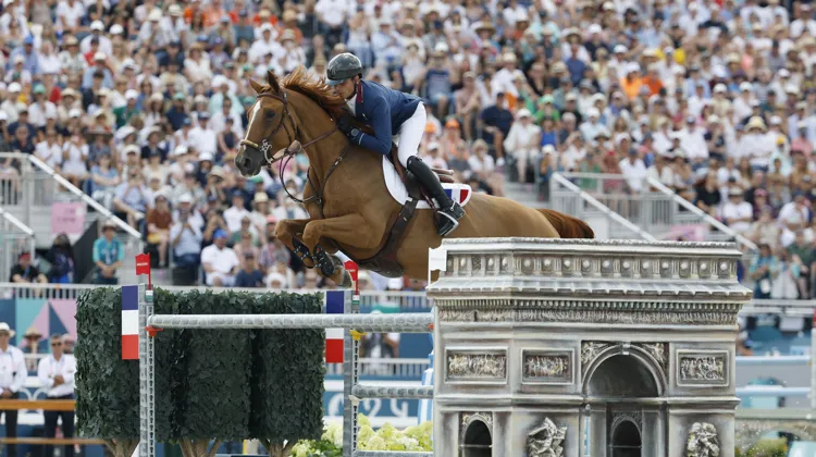 Julien Épaillard et Dubaï du Cèdre ont réussi de très bons Jeux olympiques à Versailles