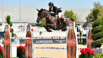Simon Delestre et Dexter Fontenis dans le Prix Coca-Cola Beverages