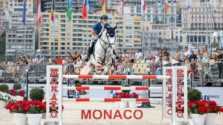 L'irlandais Denis Lynch s'impose dans le Prix Fédération Equestre de la Principauté de Monaco