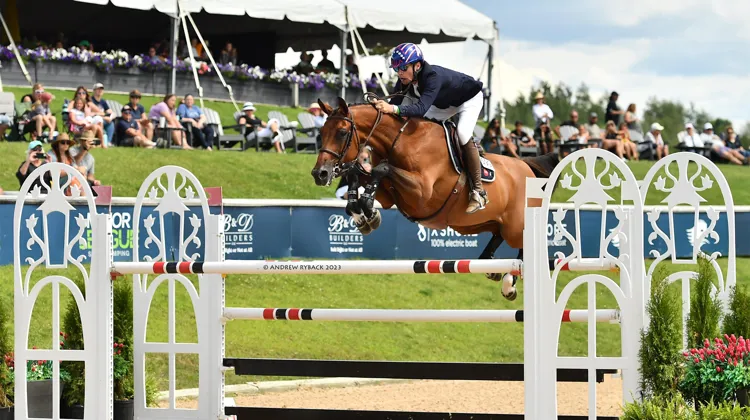 Karl Cook et Caracole de la Roque dans le Grand Prix du CSI 3* de Traverse.