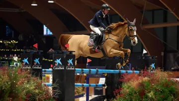 Hans-Dieter Dreher et son hongre Selle Français Vestmalle des Cotis pendant la première journée de compétition, au CSI 5*-W de La Corogne.