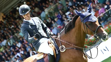 Le Néerlandais Harrie Smolders et Monaco ont brillamment remporté le Longines Global Champions Tour de Valkenswaard, dimanche après-midi aux Pays-Bas.