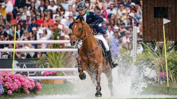 Denis Lynch et Rubens LS La Silla à la sortie du lac, avant-dernière difficulté du Derby baulois. 