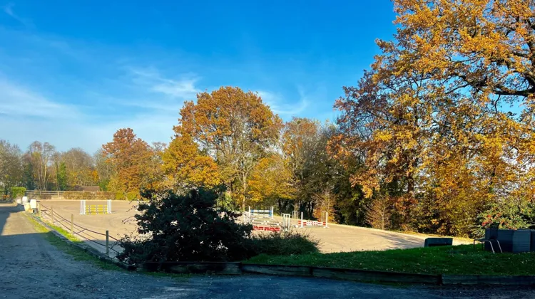 Propriété équestre dans les Yvelines à moins de 20 min de la Porte Maillot
