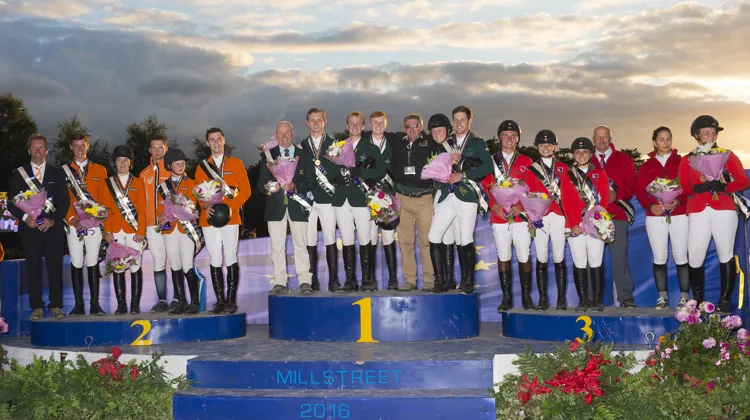 Les Irlandais se sont imposés chez eux, à MillStreet, dans la catégorie Jeunes cavaliers où la France finit 5e.