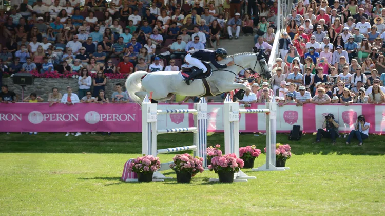 Bertram Allen n'a pas tremblé une seule seconde pendant le Grand Prix du CSI 5* de Dinard. Il s'est imposé sur Molly Malone V, devant Kevin Staut et Jérôme Hurel.